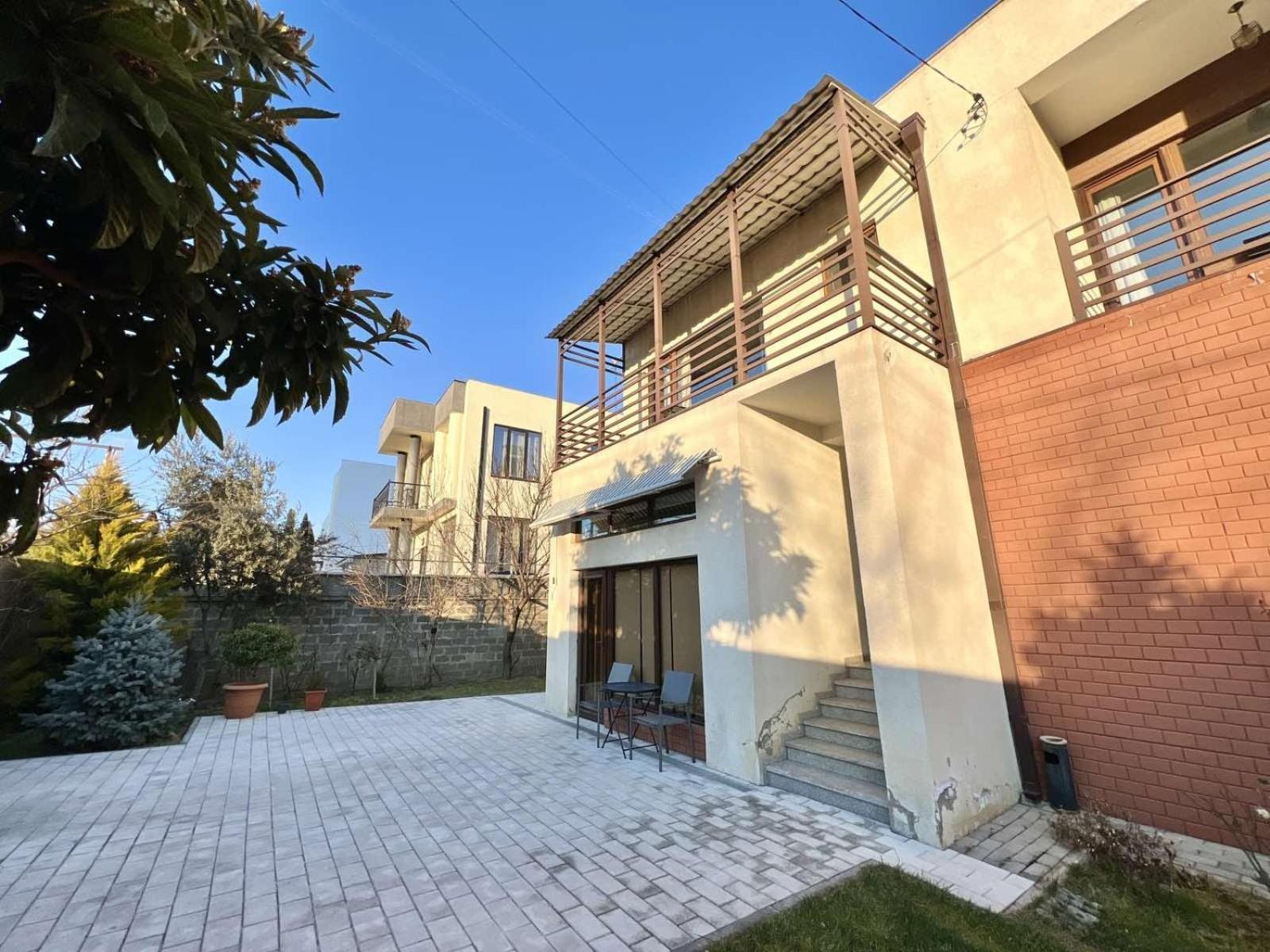 Villa In Tbilisi Exterior photo